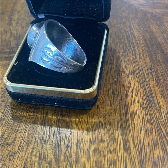 XL Turquoise Silver Ring - Picture 3 of 4